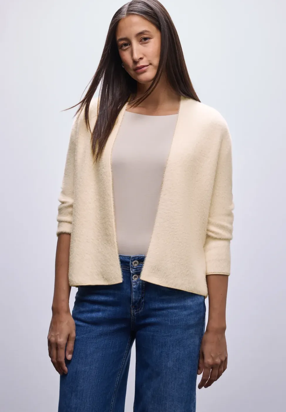 Offener Federgarn-Cardigan