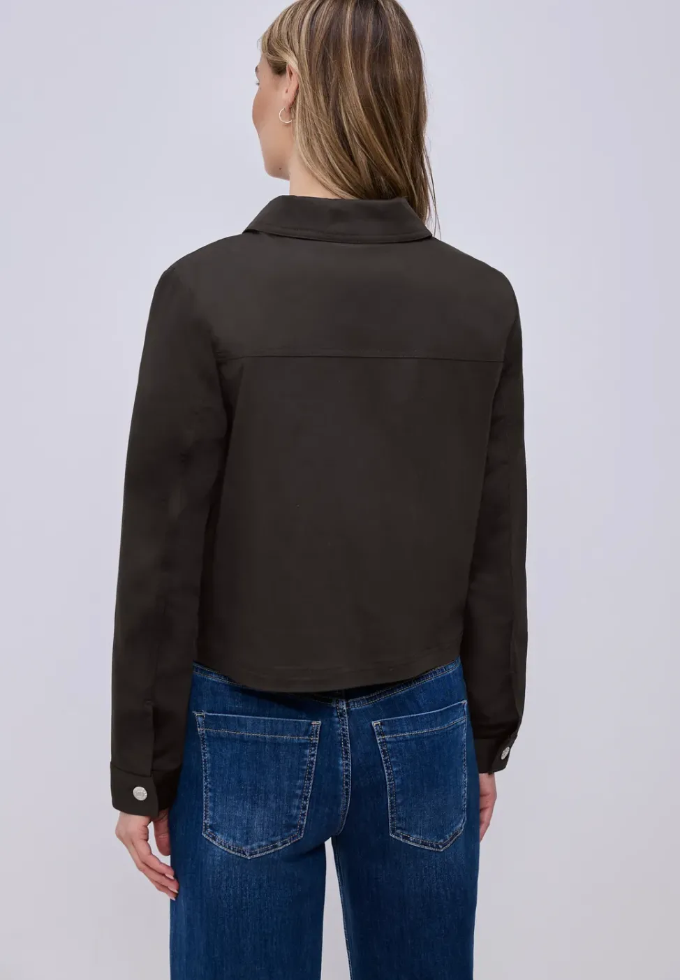 Overshirt im Slik-Look mit Knopfleiste