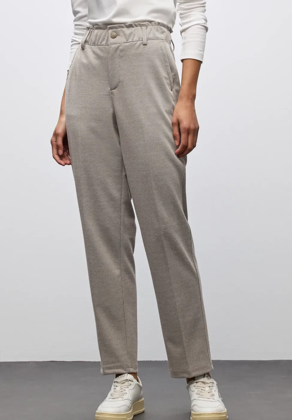 Paperbag Jacquard Hose
