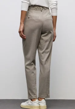 Paperbag Jacquard Hose
