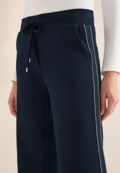 Piqué Hose mit Tape