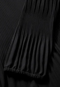 Plissée-Kleid mit Schleife