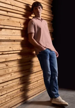 Poloshirt mit offenem Kragen