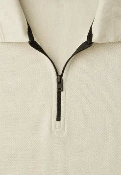 Poloshirt mit Struktur