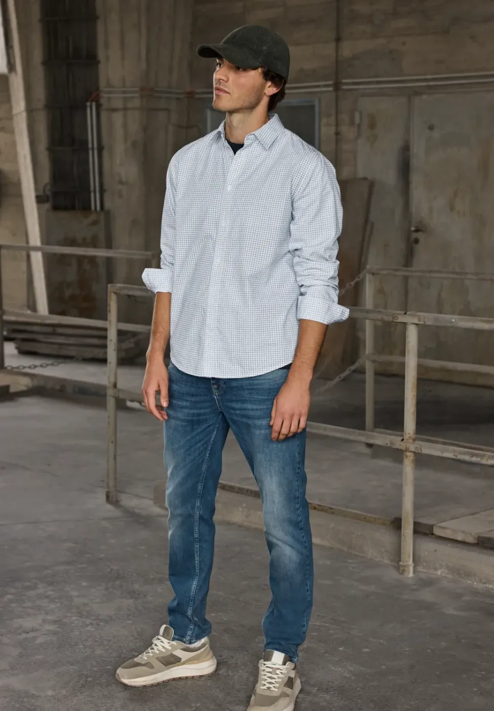 Popeline Minimal Print Hemd