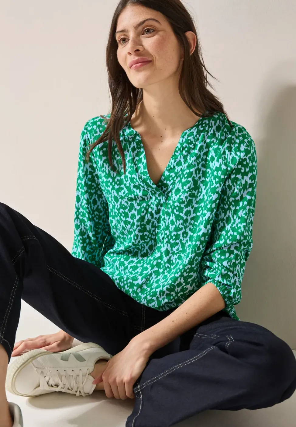 Print-Bluse mit Glitzer