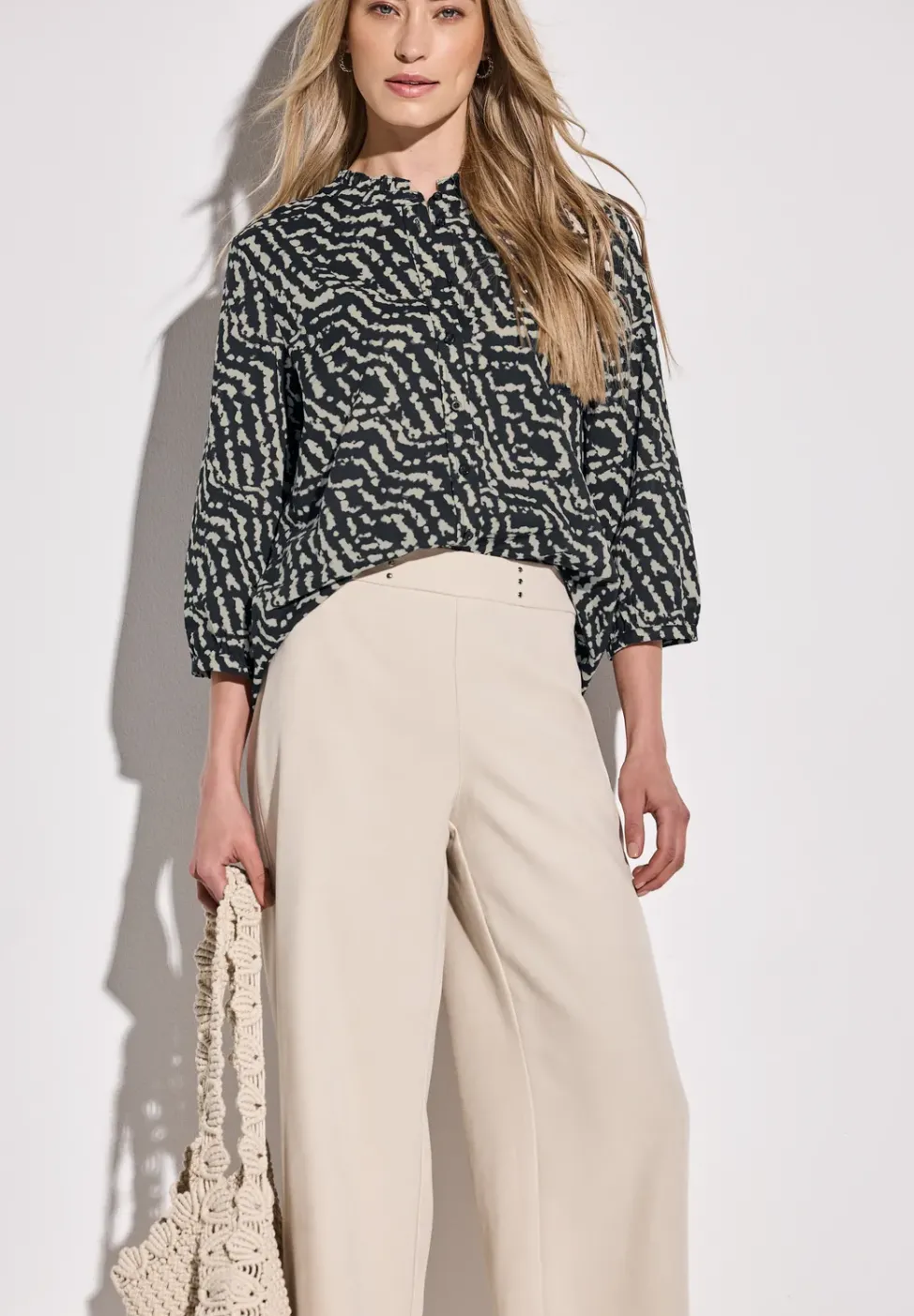 Print-Bluse mit Rüschen