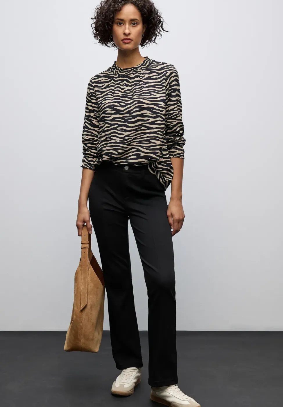 Print-Bluse mit Smok-Details