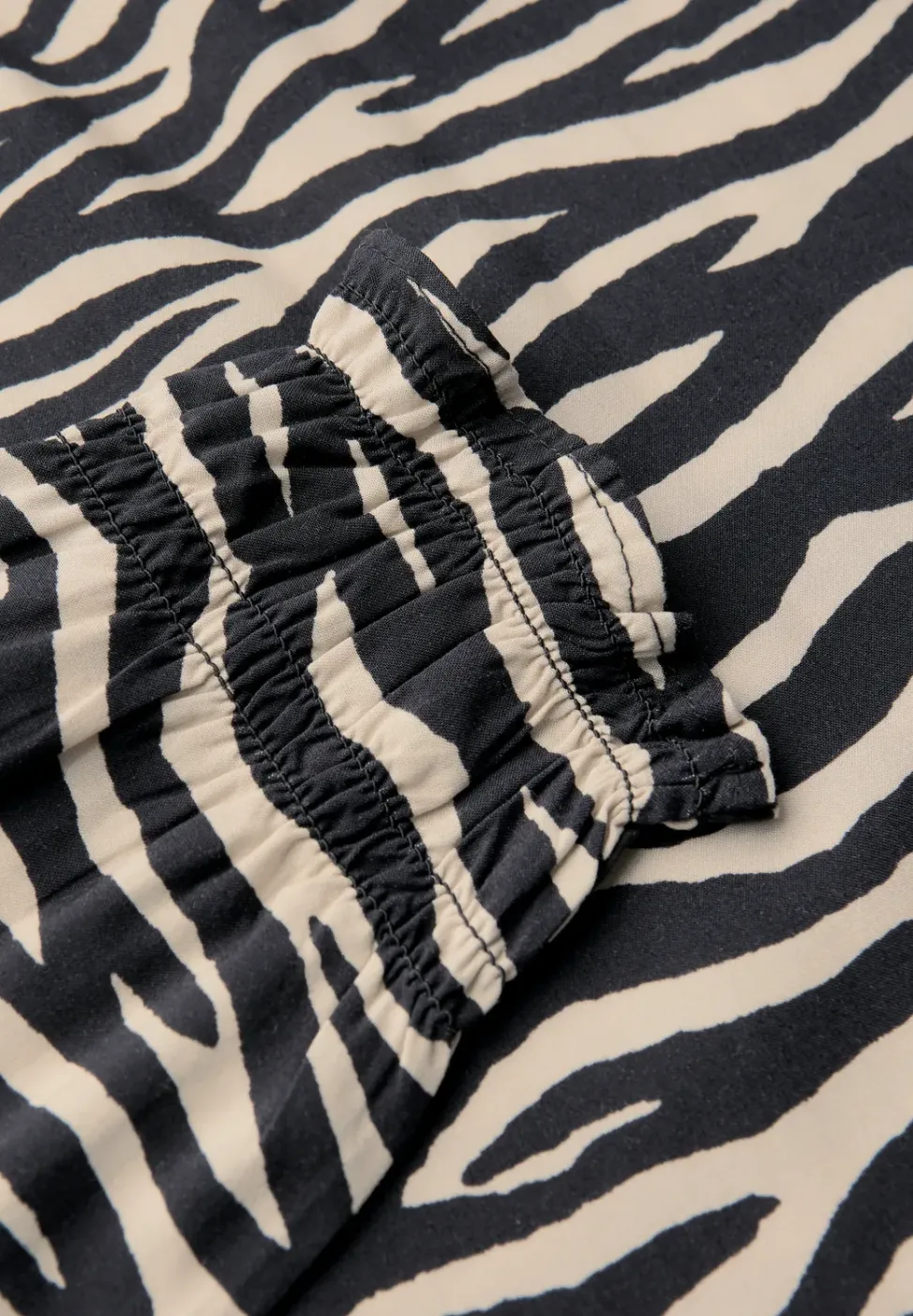 Print-Bluse mit Smok-Details