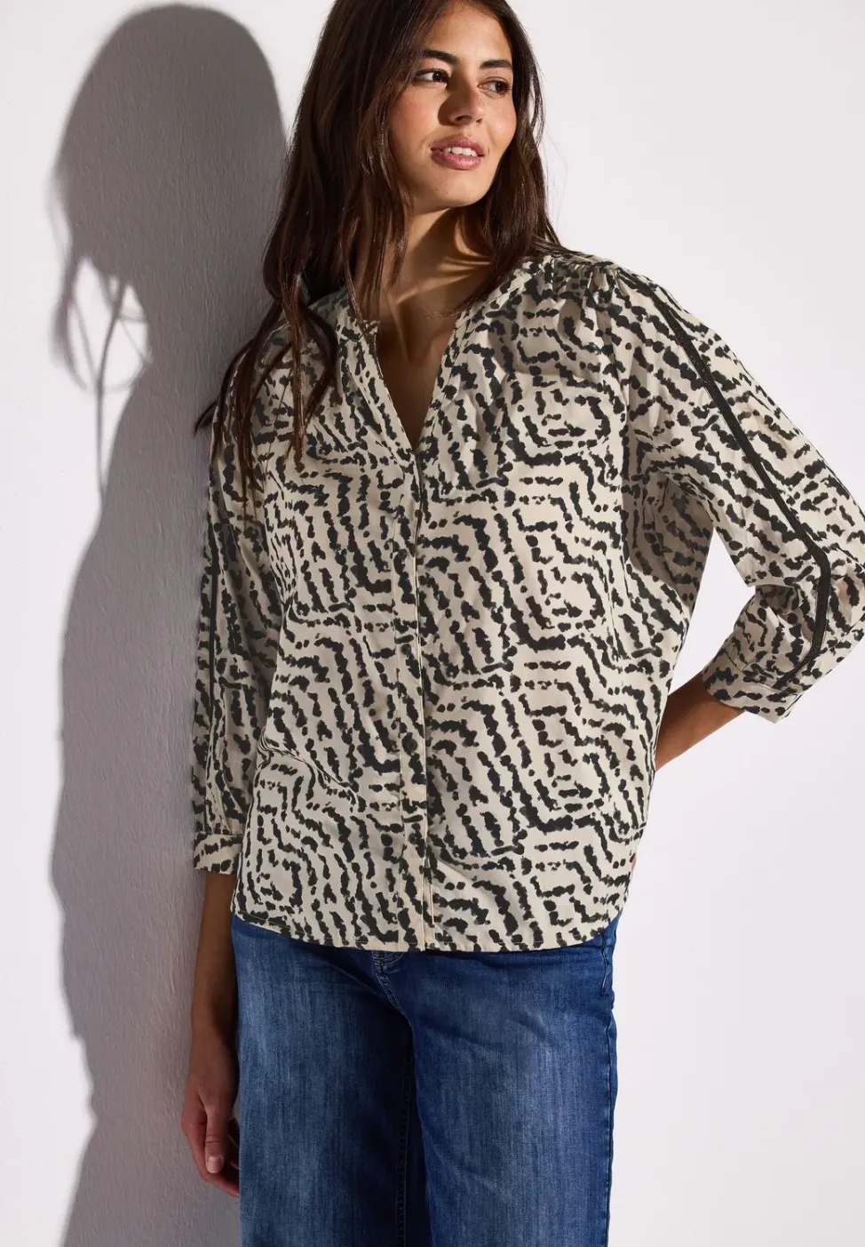 Print-Bluse mit Tapedetails