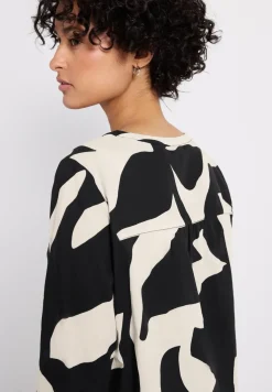 Print-Bluse mit Tape-Details