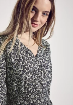 Print-Kleid mit Smock-Detail