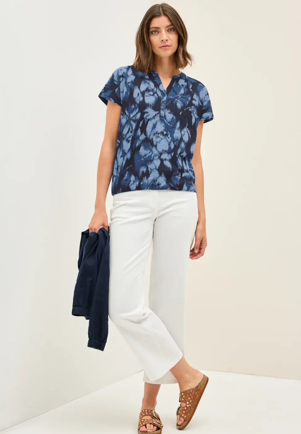 Print-Shirt im Tunika-Look
