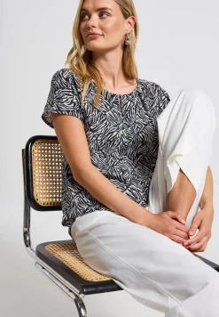 Print-Shirt mit Cut-Out