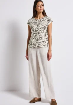 Print-Shirt mit Deko-Tape