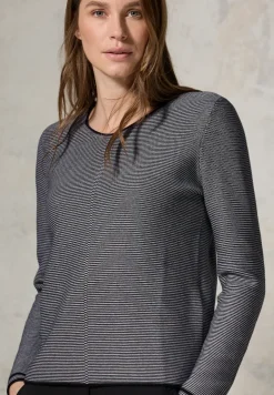 Pulli mit Strukturstreifen