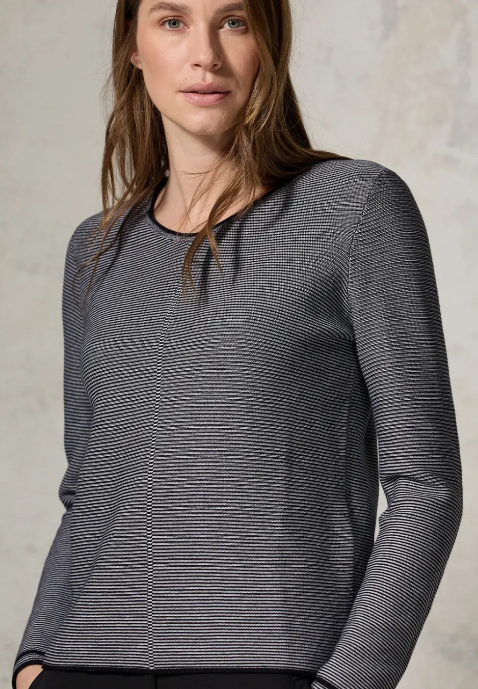 Pulli mit Strukturstreifen