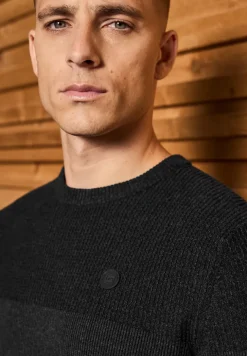 Pullover im Two-Tone Look