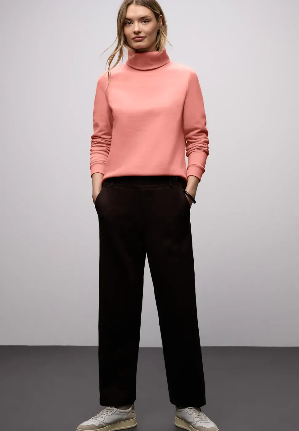Pullover in Unifarbe