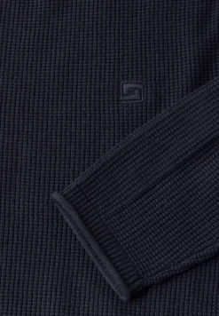 Pullover mit feiner Struktur
