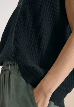 Pullover mit gerundetem V-Ausschnitt