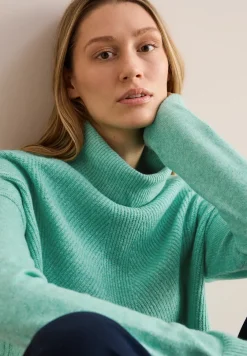 Pullover mit Rollkragen