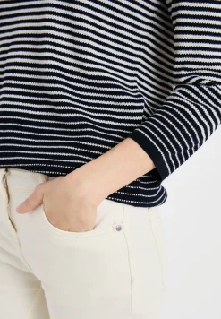 Pullover mit Rundhals und Streifen