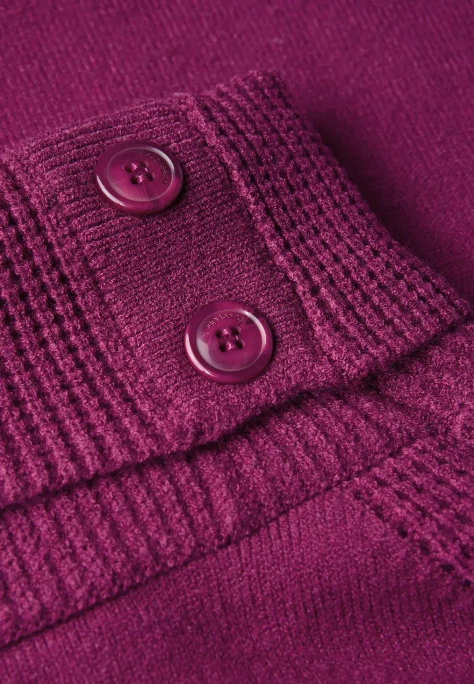 Pullover mit Stehkragen