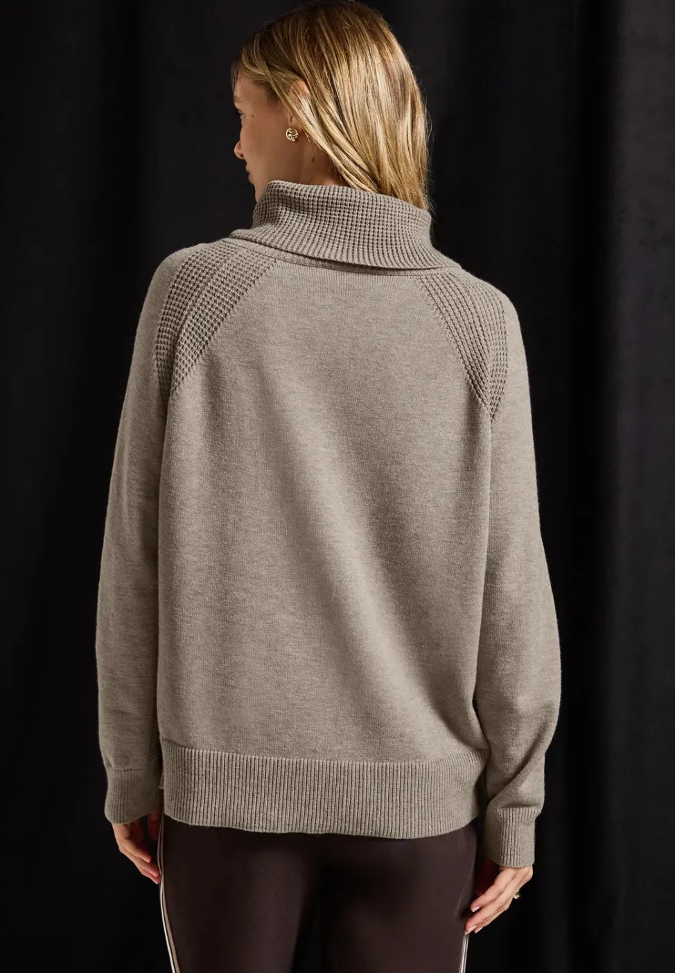 Pullover mit Stehkragen