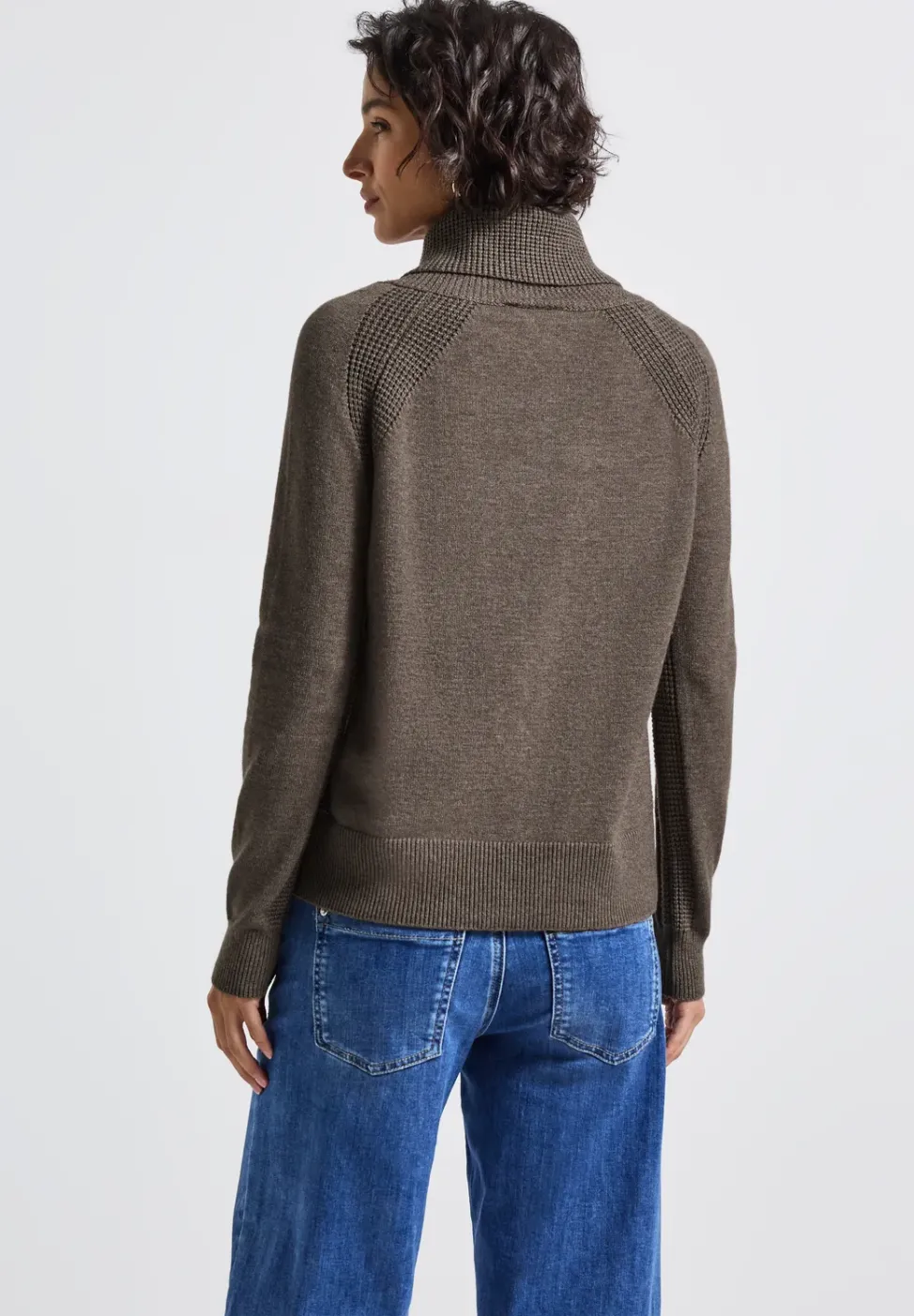 Pullover mit Stehkragen