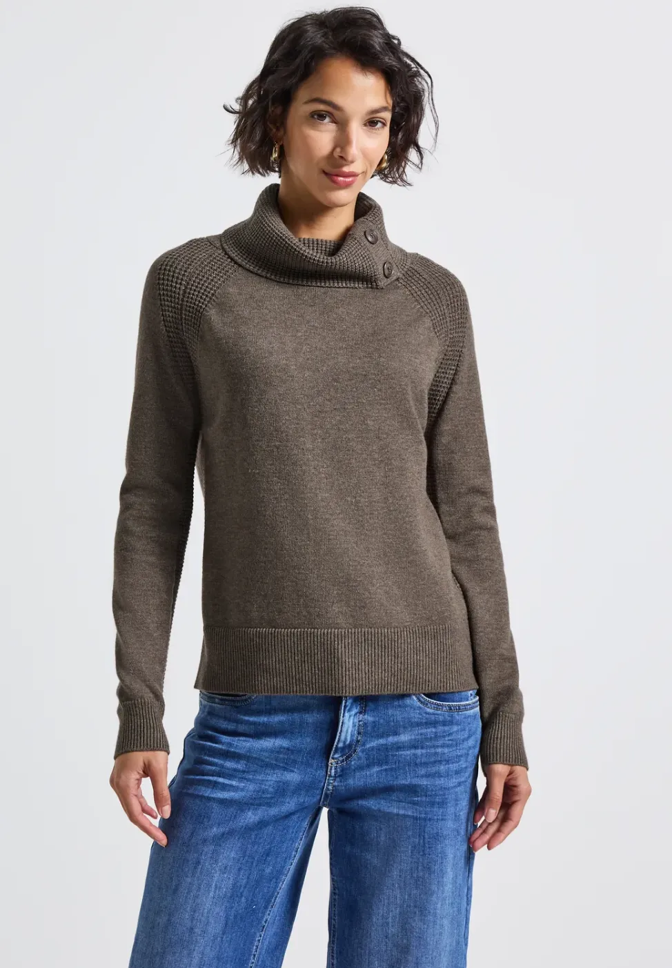 Pullover mit Stehkragen