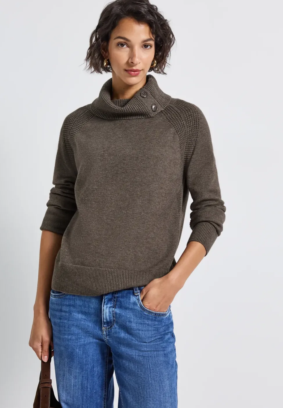 Pullover mit Stehkragen