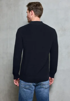 Pullover mit Stehkragen