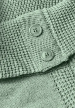 Pullover mit Stehkragen