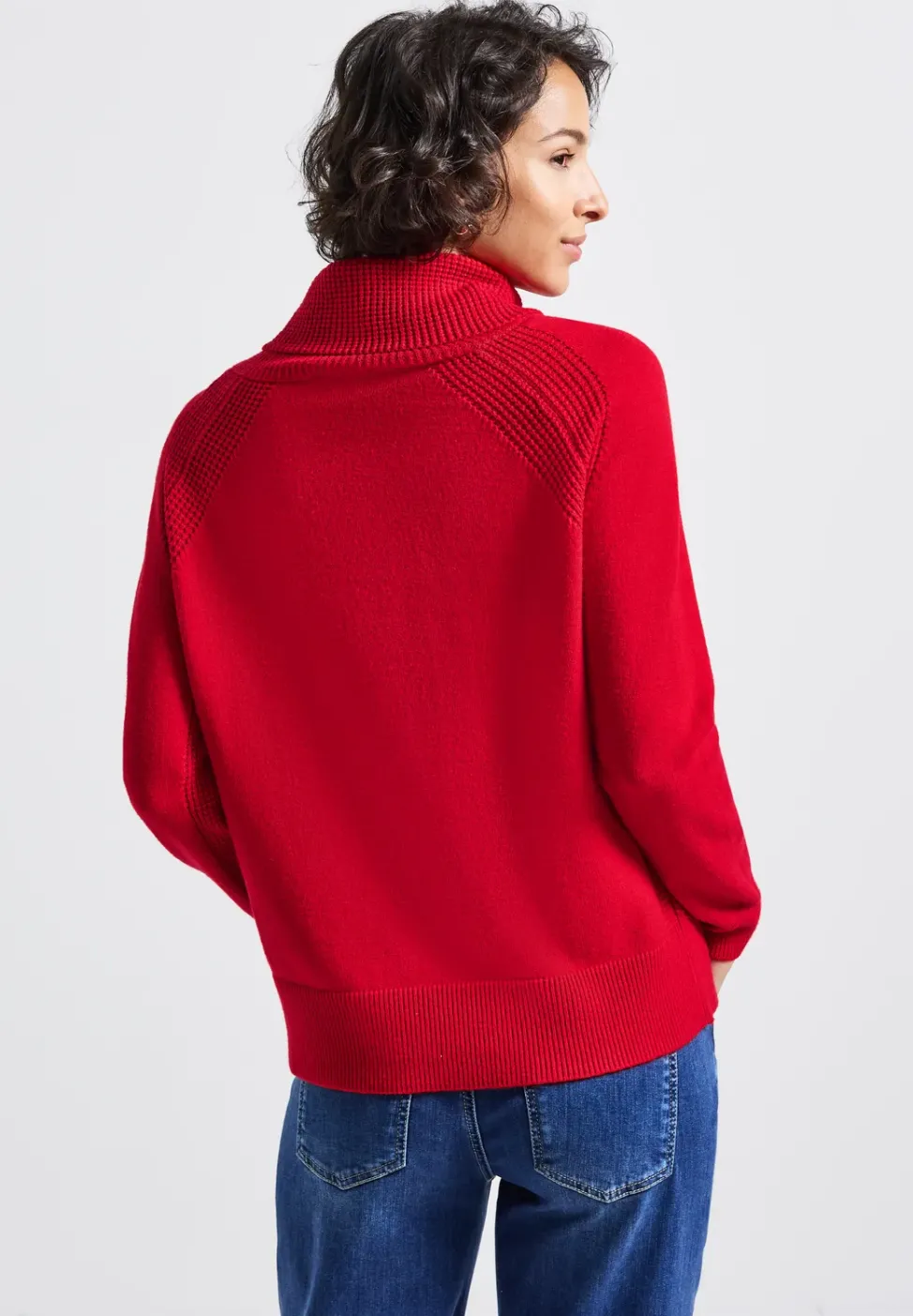 Pullover mit Stehkragen
