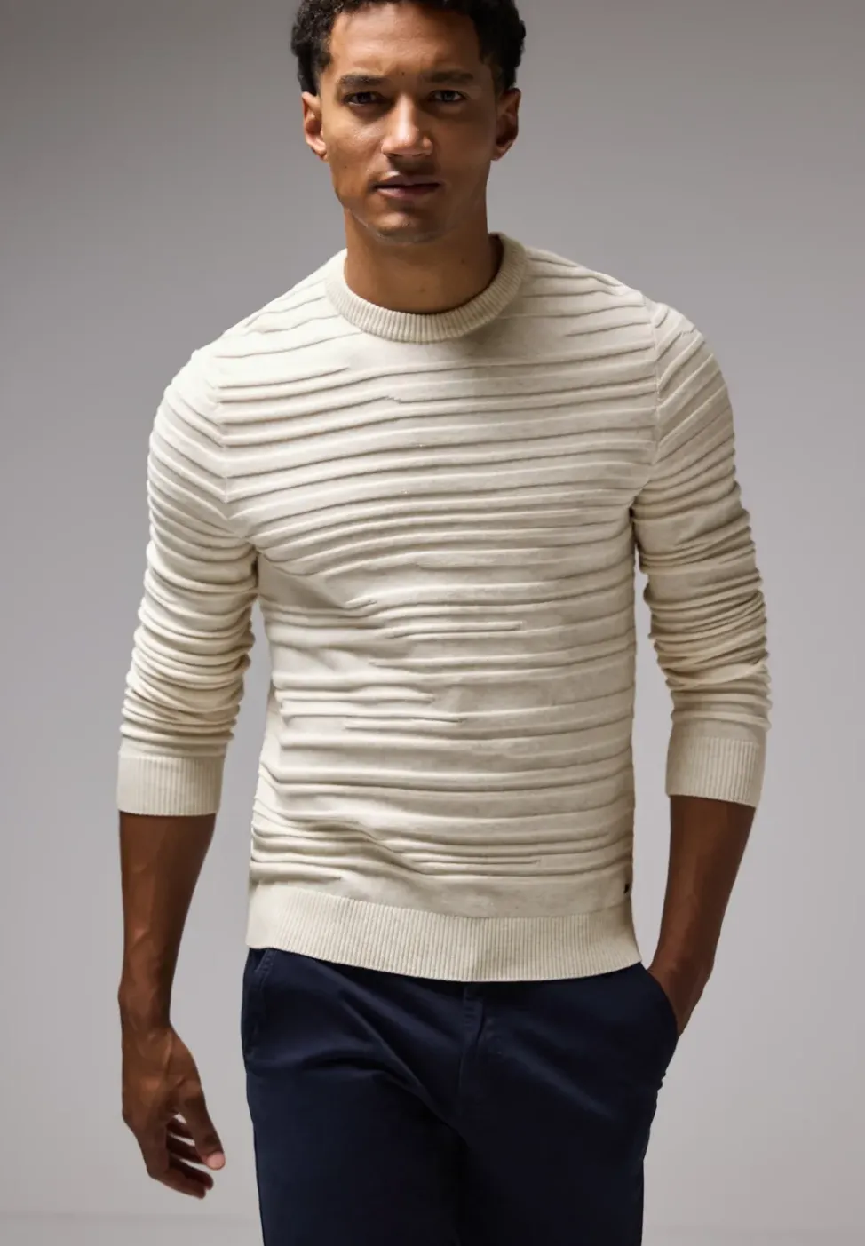 Pullover mit Strukturstreifen