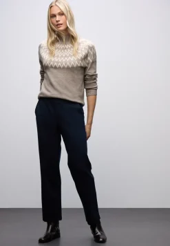 Pullover im Norweger-Look
