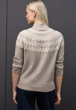 Pullover im Norweger-Look