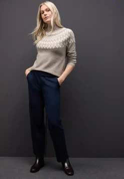 Pullover im Norweger-Look