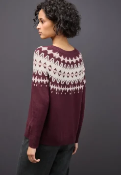 Pullover im Norweger-Look