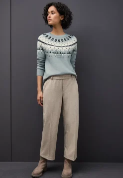 Pullover im Norweger-Look