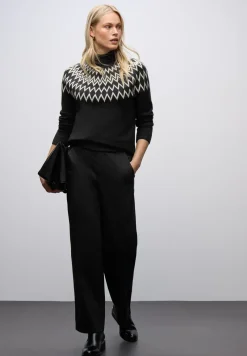 Pullover im Norweger-Look