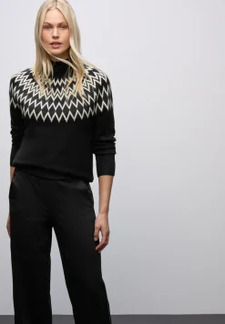 Pullover im Norweger-Look