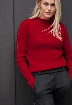 Pullover in Rippstruktur