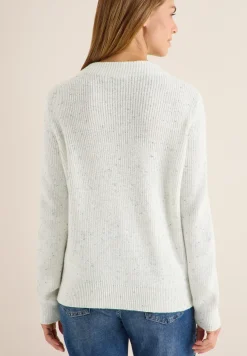 Pullover mit feinem Muster