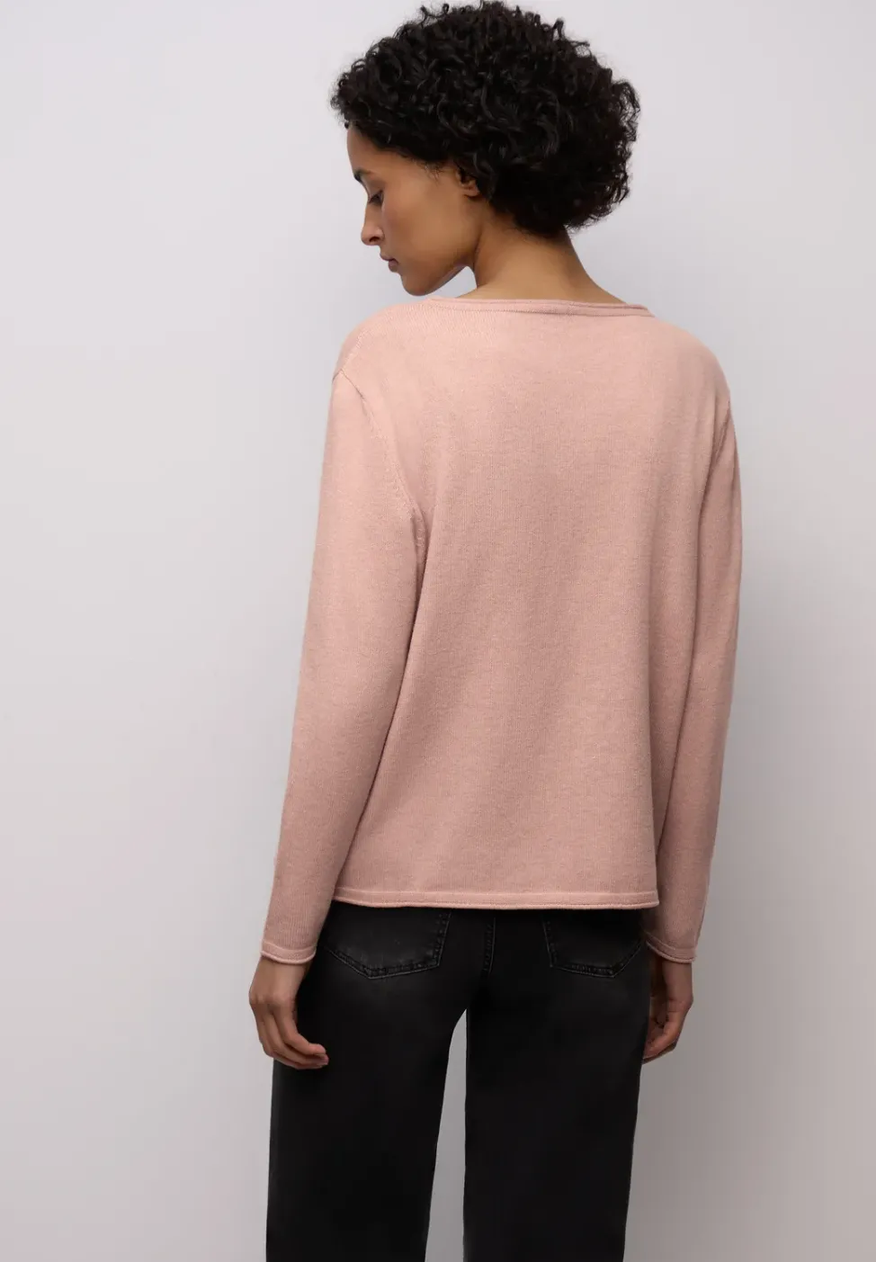 Pullover mit gerolltem Saum