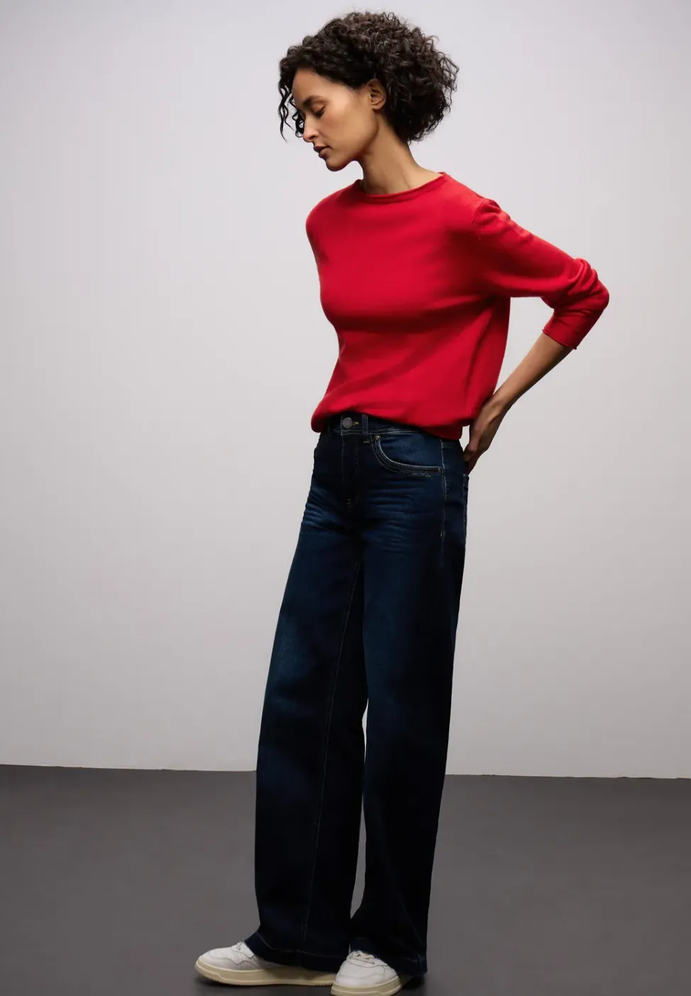 Pullover mit gerolltem Saum