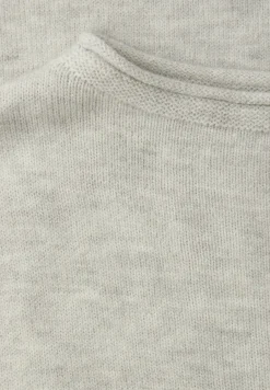 Pullover mit gerolltem Saum