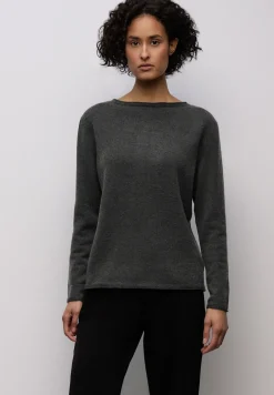 Pullover mit gerolltem Saum