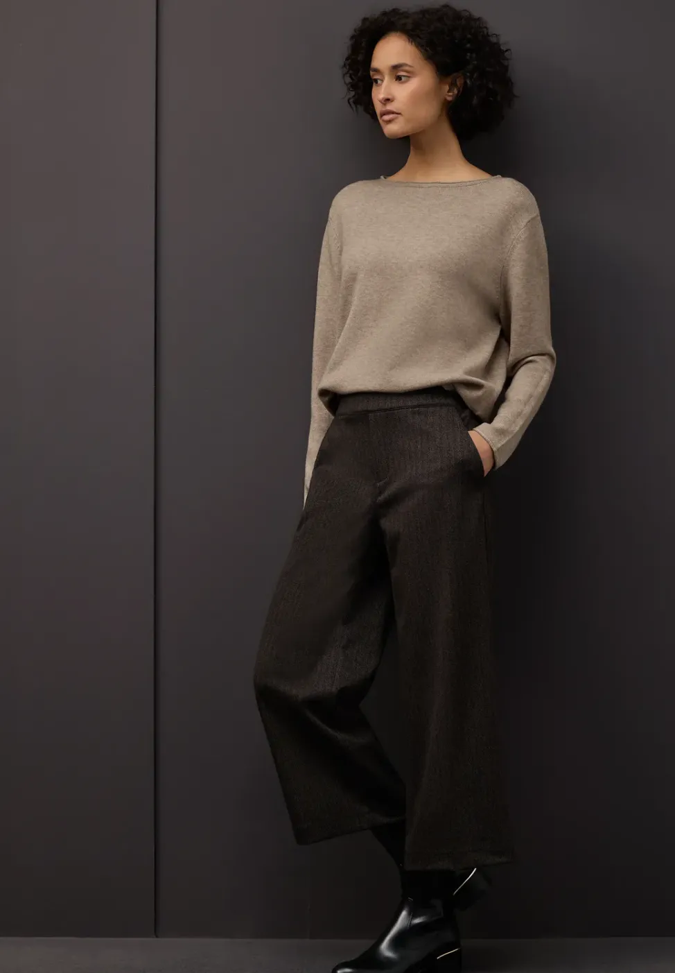 Pullover mit gerolltem Saum